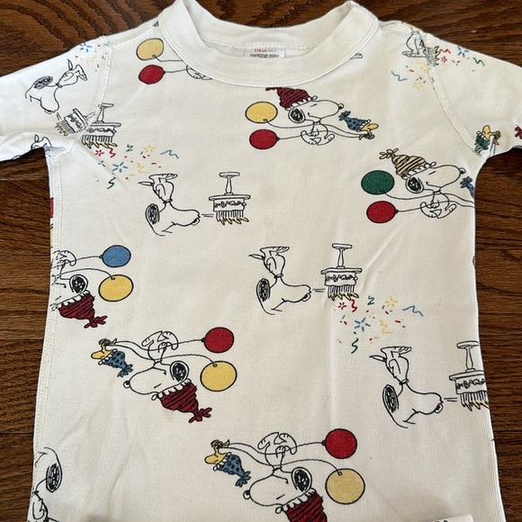 Hanna Andersson snoopy pajama set size 5 (110cm) - Picture 2 of 5